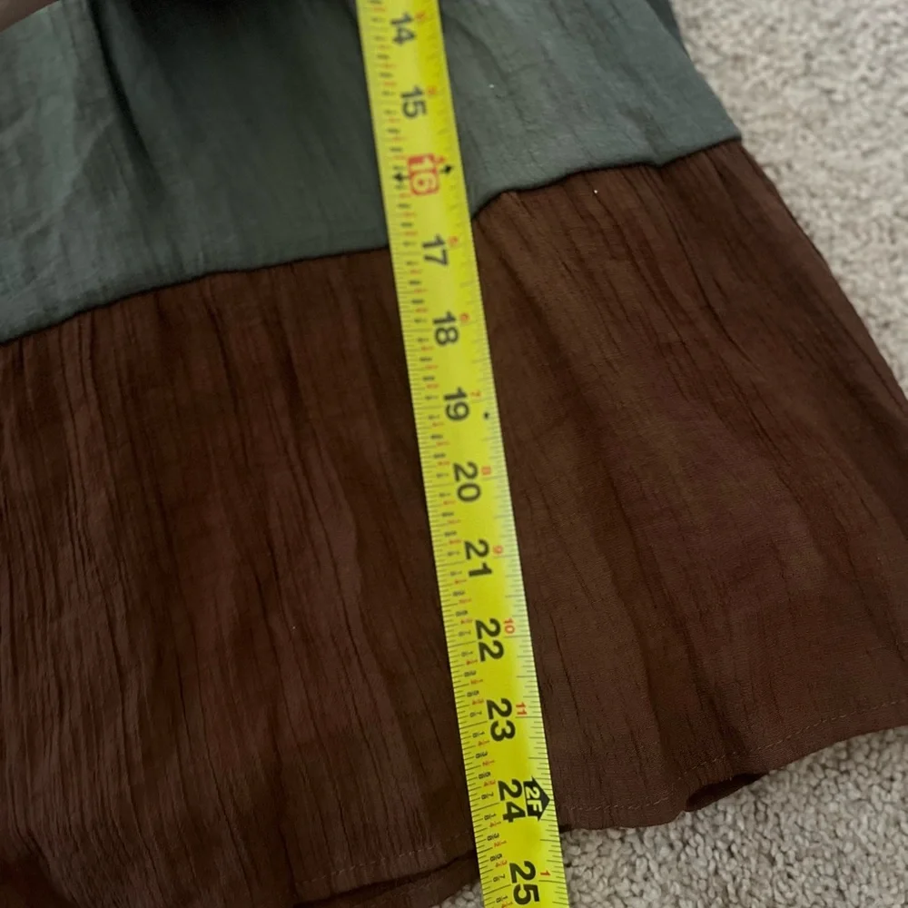 MINE Colorblock Ruffle Dress - Picture 7 of 10